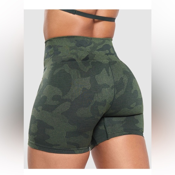 Gymshark Adapt Camo Seamless Shorts - Picture 9 of 10